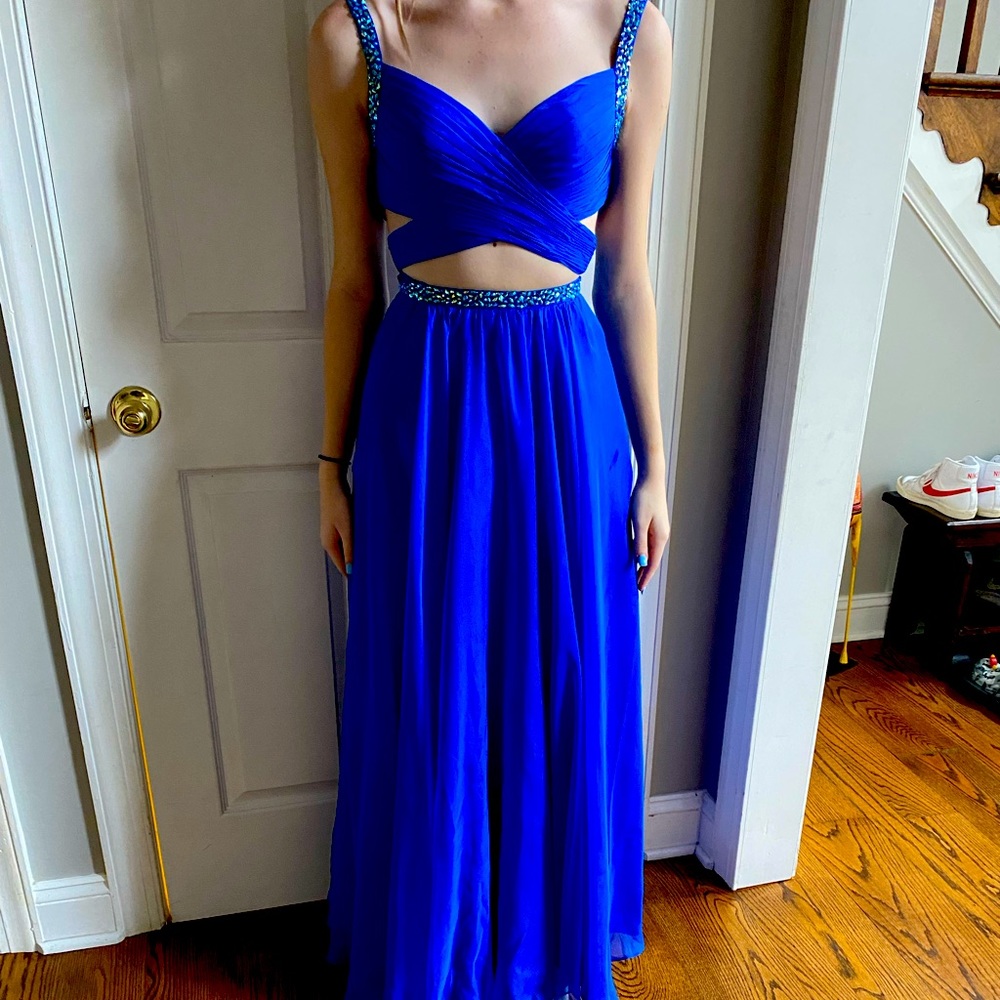 La femme prom dress size 00